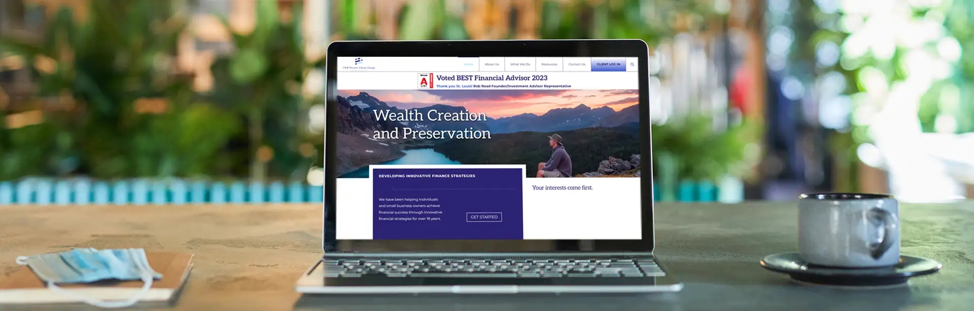 laptop-showing-financialadvisor-site